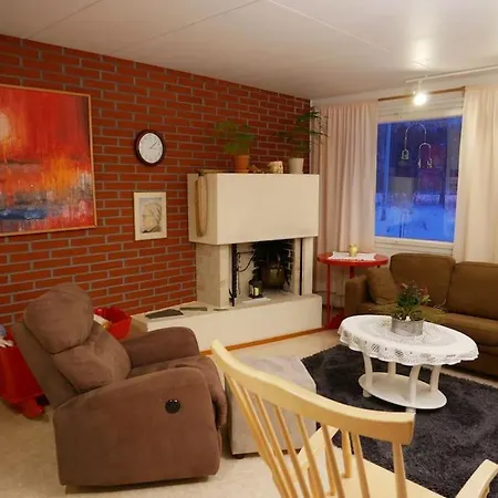 Riihipelto - A Cozy House In The Countryside 펜션 로바니에미