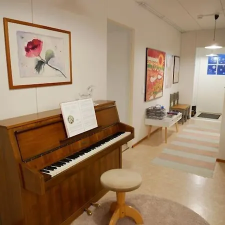 Riihipelto - A Cozy House In The Countryside 로바니에미